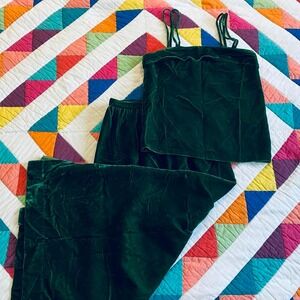 Green‎ Velvet Skirt and Tank Set